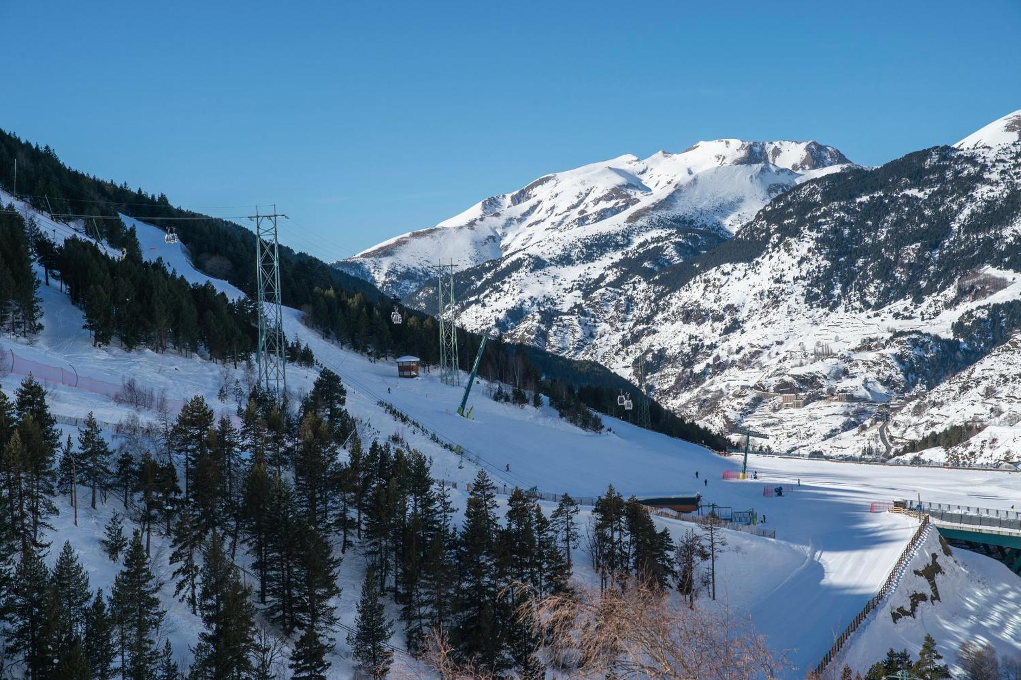 Pierre & Vacances Andorra El Tarter Exterior photo